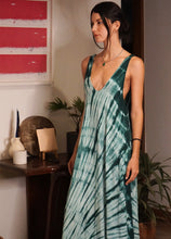 Cargar imagen en el visor de la galería, Vestido Verde Aguamarina Spiral