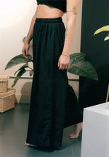 Cargar imagen en el visor de la galería, PRE-ORDER Black Classic Samurai Pant