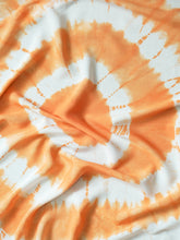 Cargar imagen en el visor de la galería, Pareo / Sarong con fleco Cuidadosamente teñido a Mano en Colombia. Producto Artesanal - Tecnica Shibori - Tie Dye TODOS LOS PAREOS SON UNICOS ASI TENGAN CARACTERISTICAS SIMILARES Dimensiones: 1.50 x 1.45
Vestido teñido a Mano en Colombia. Producto Artesanal - Tecnica Shibori - Tie Dye TODOS LOS VESTIDOS SON UNICOS ASI TENGAN CARACTERISTICAS SIMILARES